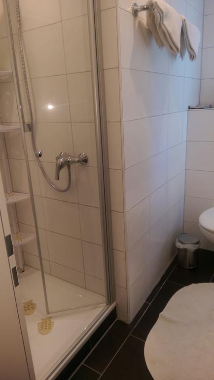 Ferienweingut Arnold Thiesen Apartment Брутиг-Фанкел Екстериор снимка